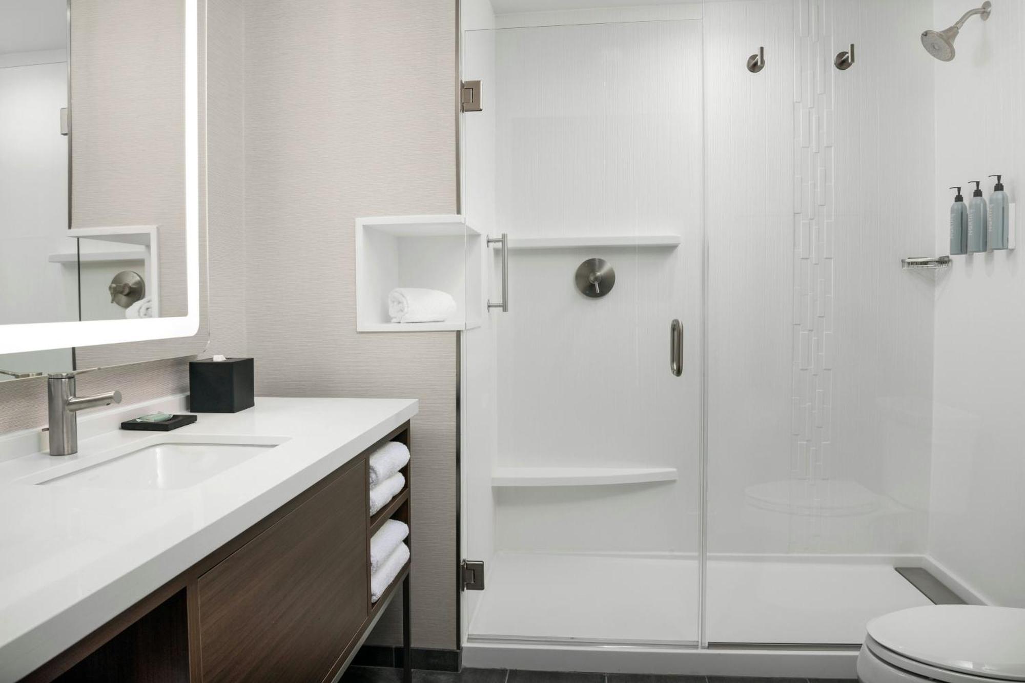 Courtyard By Marriott Bozeman Hotel Bagian luar foto