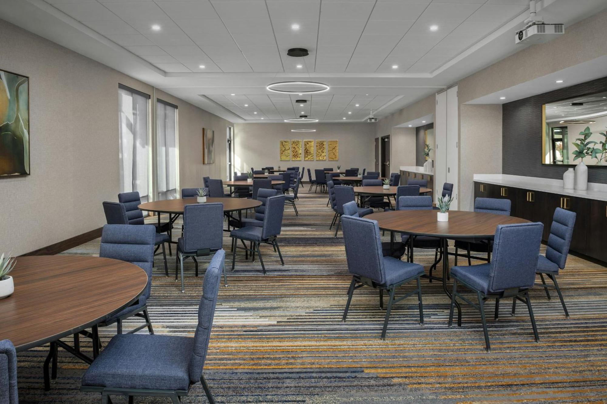Courtyard By Marriott Bozeman Hotel Bagian luar foto